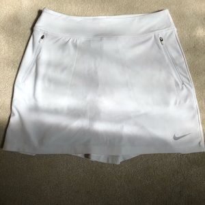 Women’s Nike Dry fit skort